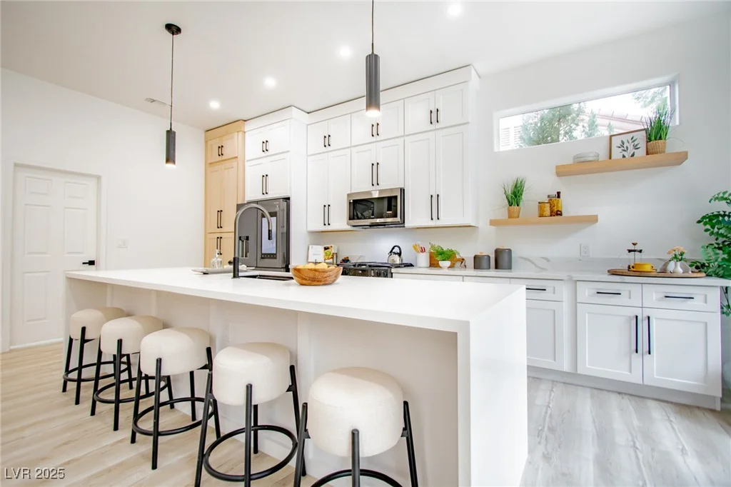10709 Hunters Woods, Las Vegas, NV 89134