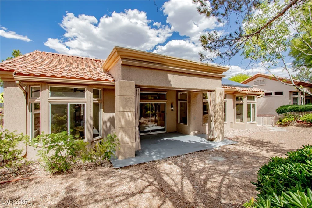10709 Hunters Woods, Las Vegas, NV 89134