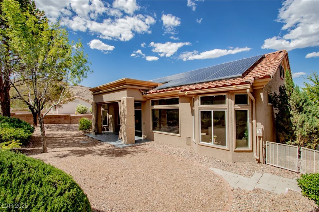 10709 Hunters Woods, Las Vegas, NV 89134