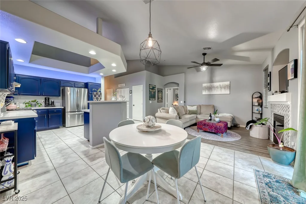 200 Teller, Henderson, NV 89074