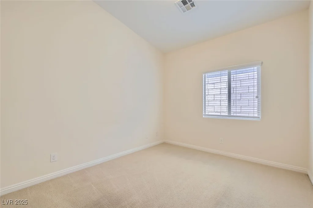 9252 Oxbow Lake, Las Vegas, NV 89149