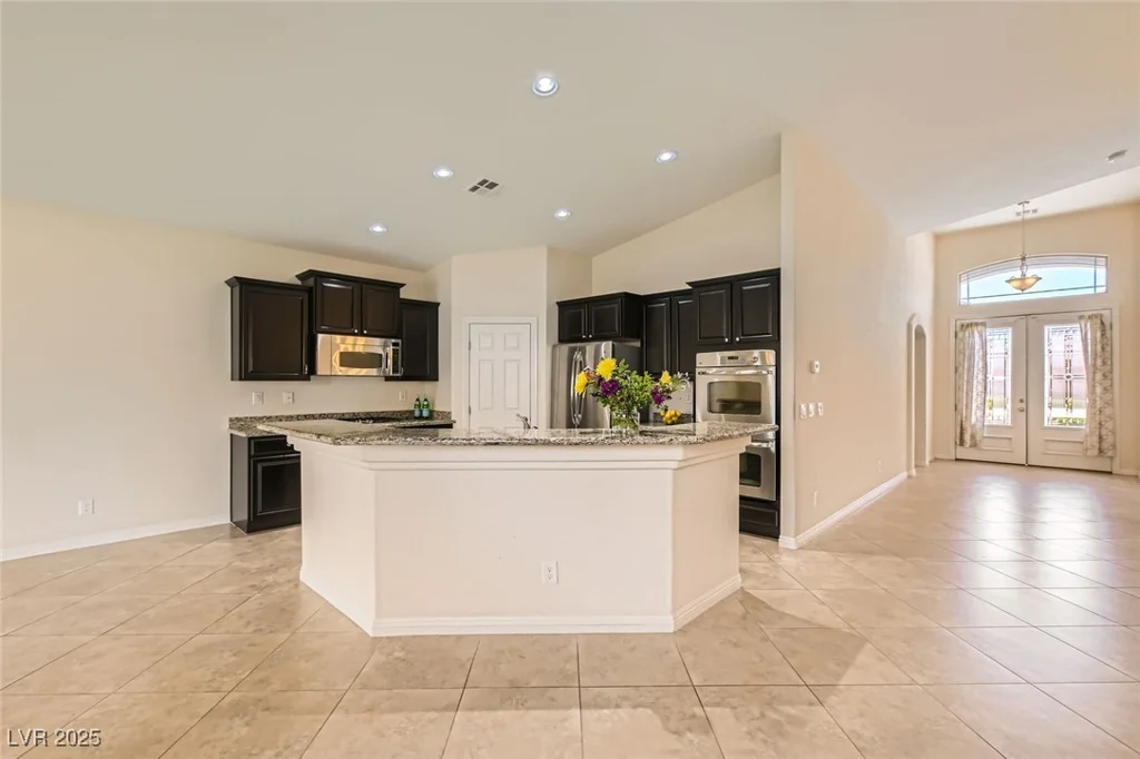 9252 Oxbow Lake, Las Vegas, NV 89149