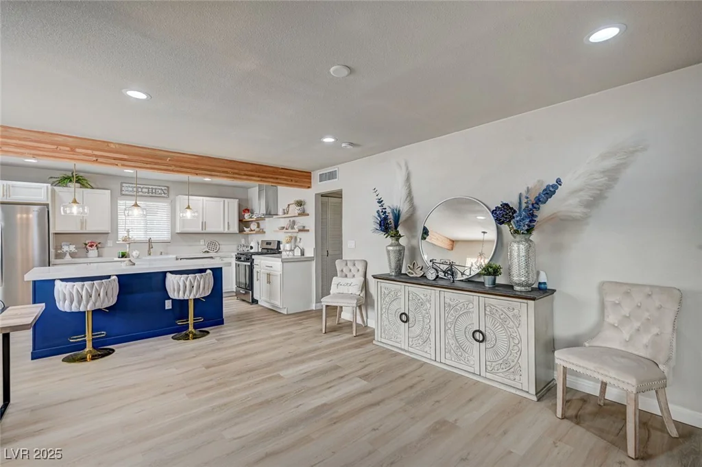 700 Cactus, Las Vegas, NV 89107