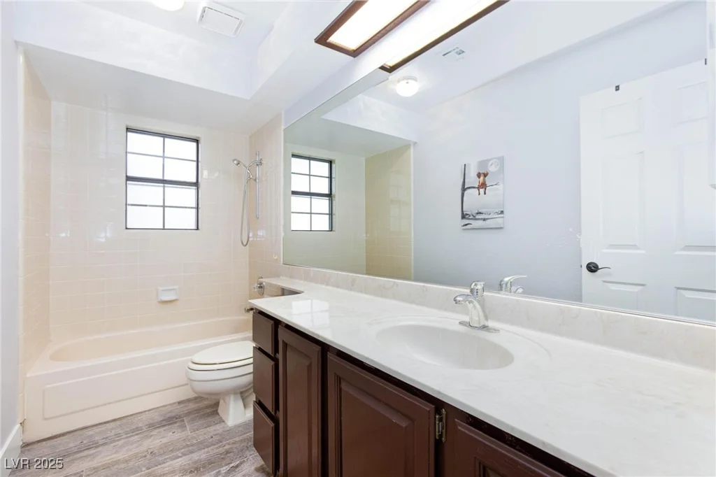 5601 Cavalier, Las Vegas, NV 89130
