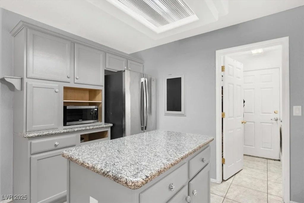 7437 Treasure Chest, Las Vegas, NV 89139