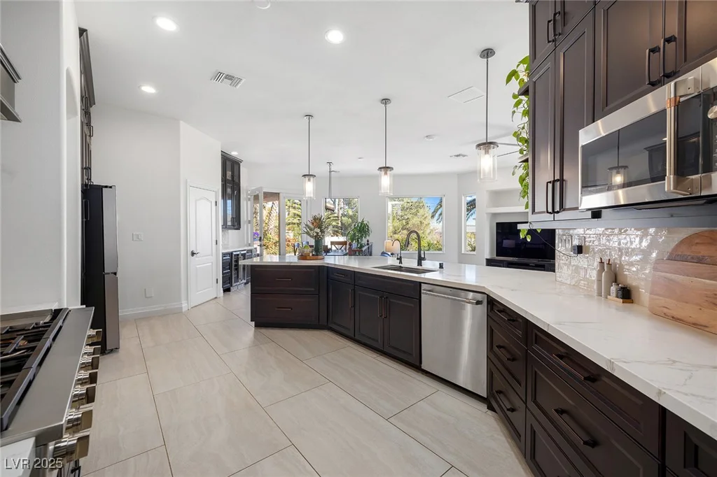 8290 Gagnier, Las Vegas, NV 89113