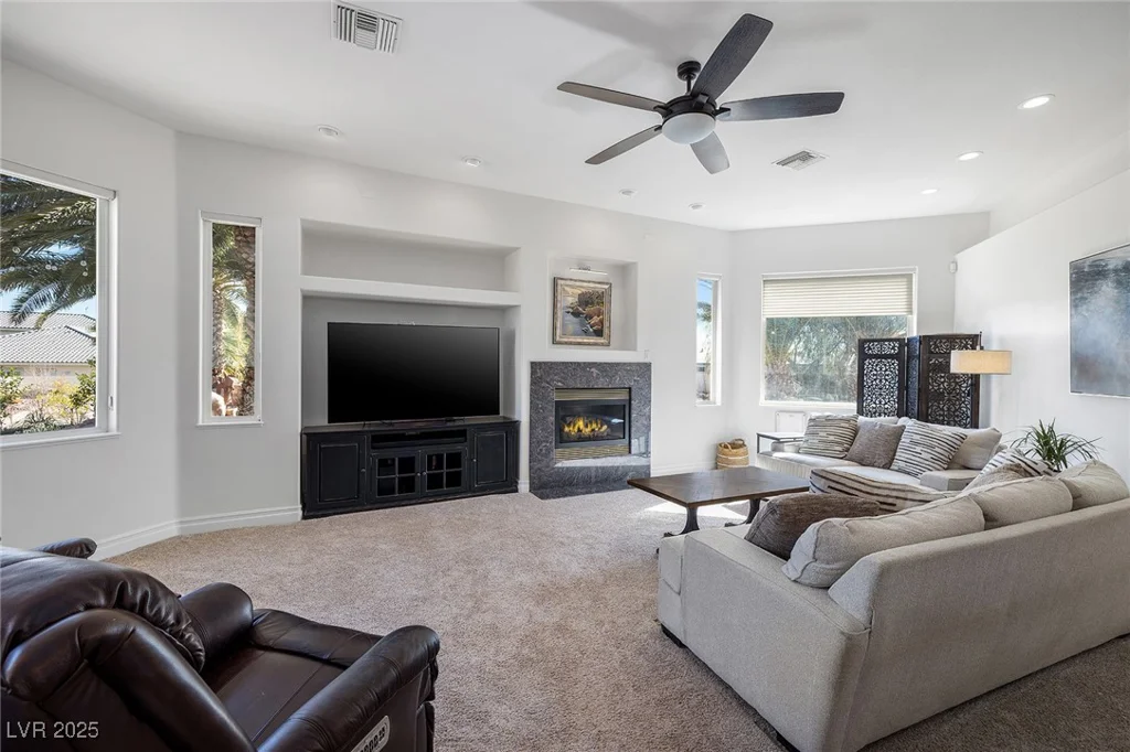 8290 Gagnier, Las Vegas, NV 89113