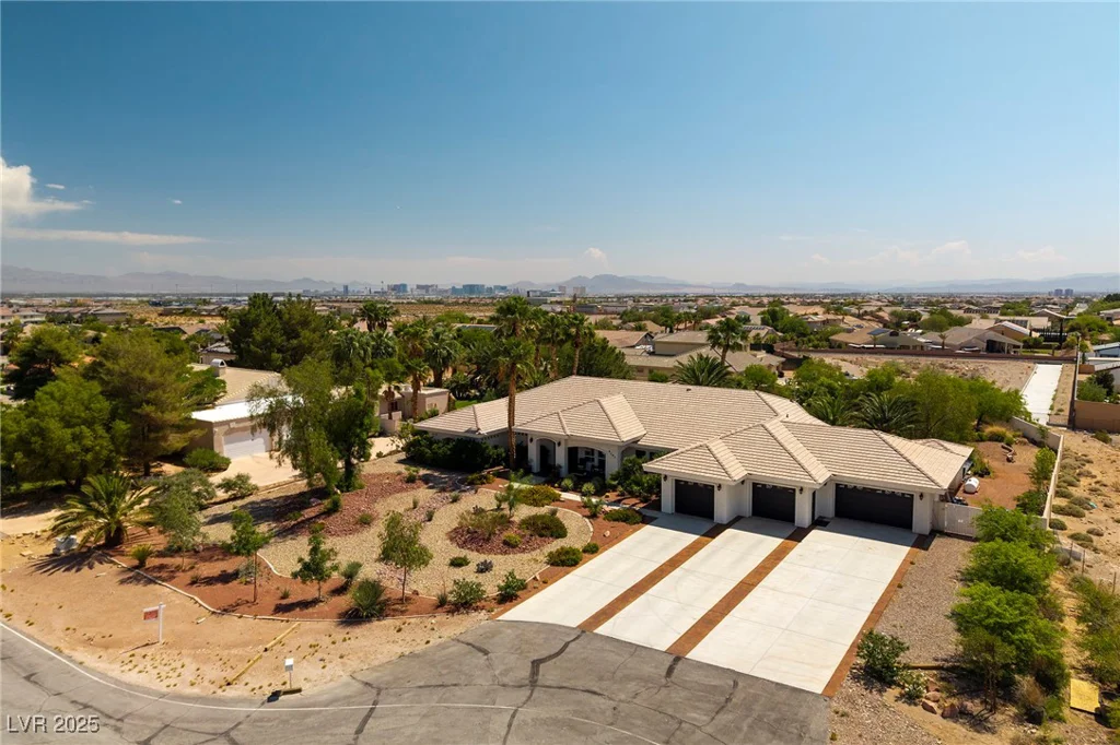 8290 Gagnier, Las Vegas, NV 89113