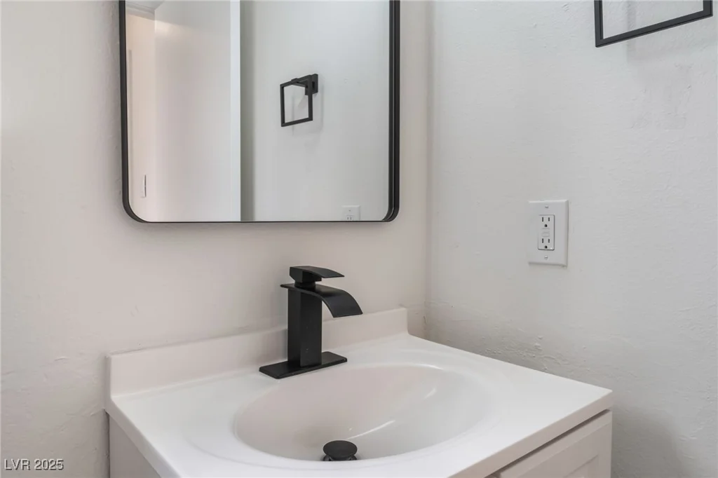 3915 Delling, Las Vegas, NV 89104