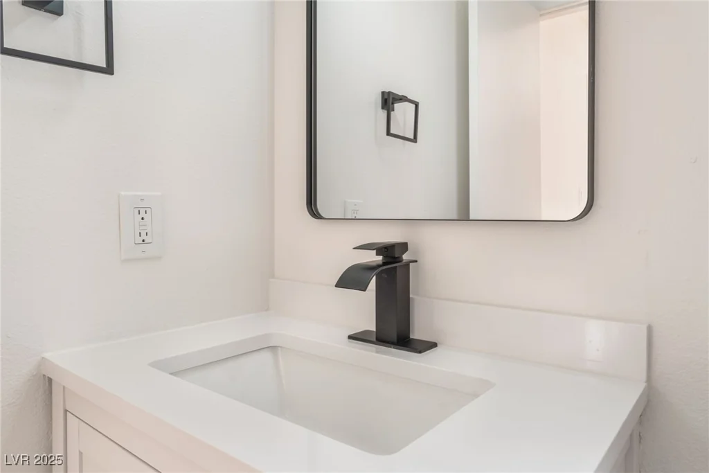 3915 Delling, Las Vegas, NV 89104