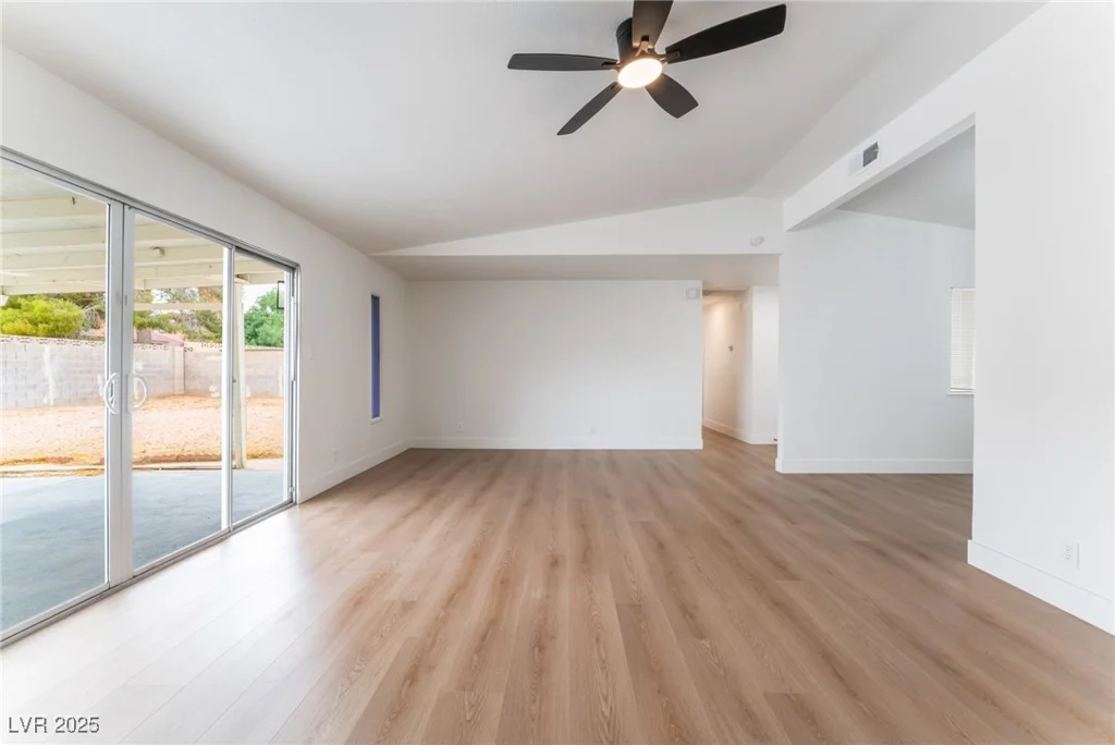 3915 Delling, Las Vegas, NV 89104