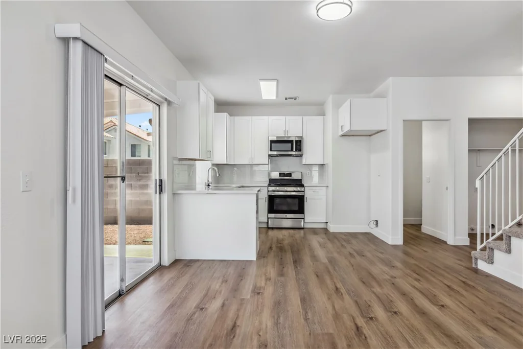 5228 Shasta Lake, Las Vegas, NV 89118