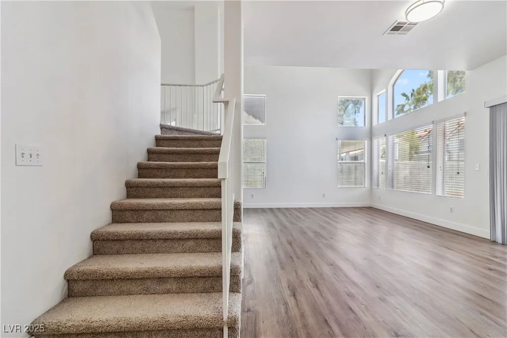5228 Shasta Lake, Las Vegas, NV 89118