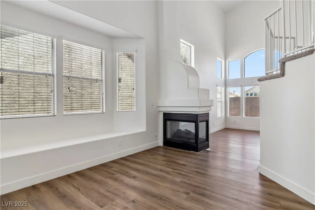 5228 Shasta Lake, Las Vegas, NV 89118
