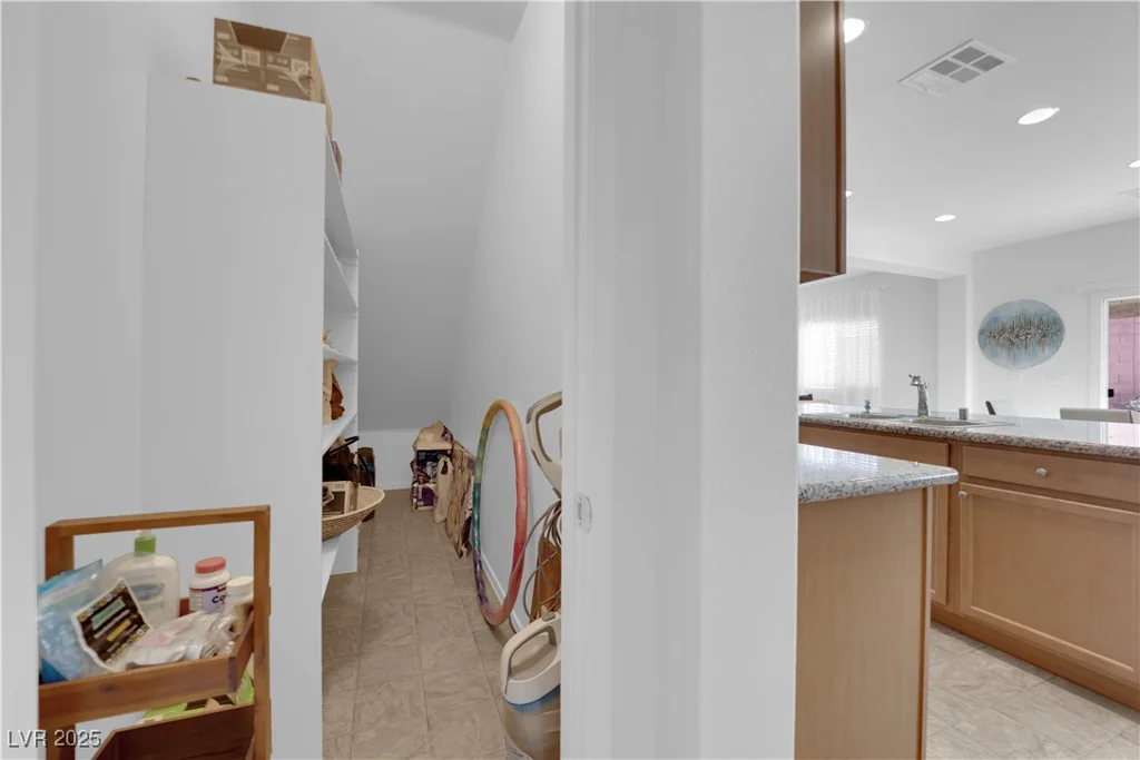 7707 Diablo, Las Vegas, NV 89113