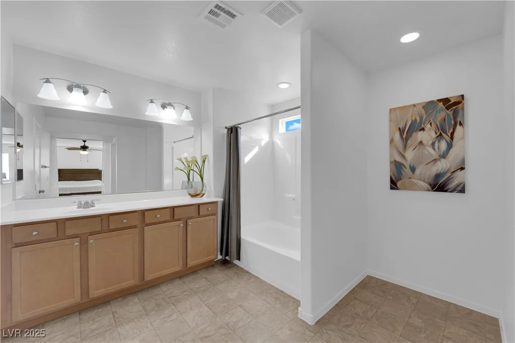 7707 Diablo, Las Vegas, NV 89113