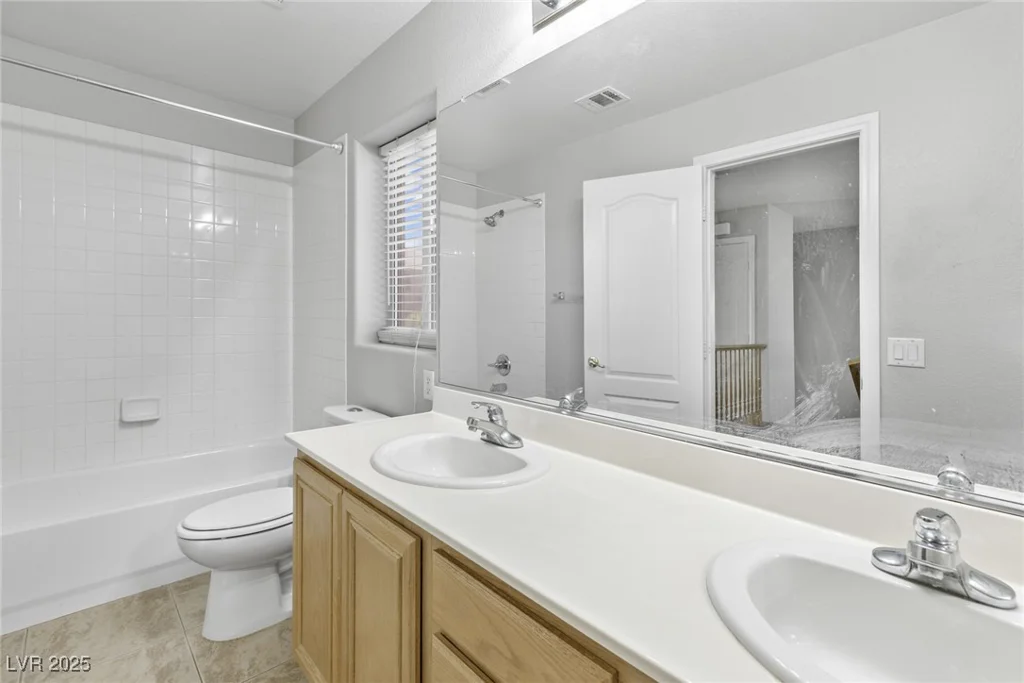 1063 Silver Star, Henderson, NV 89002