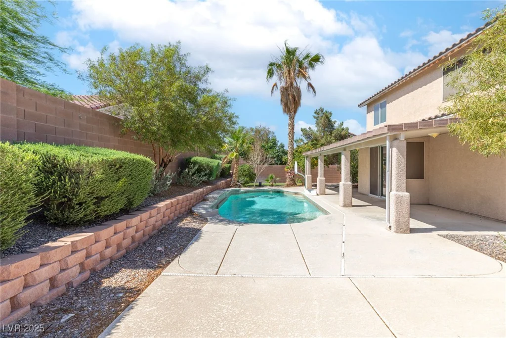 1063 Silver Star, Henderson, NV 89002