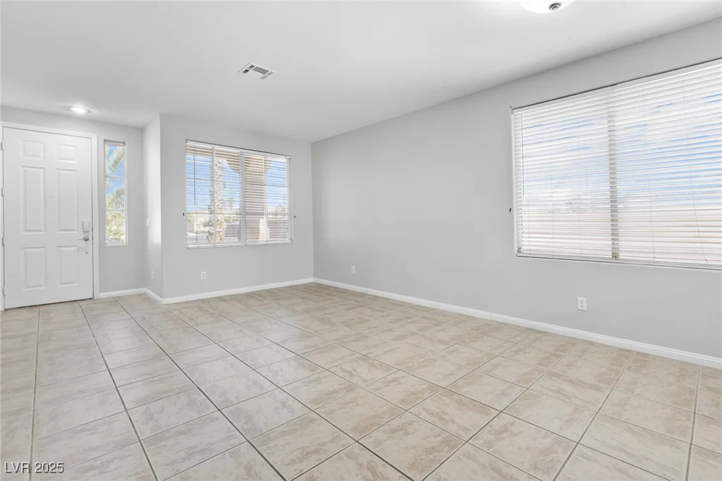 1063 Silver Star, Henderson, NV 89002