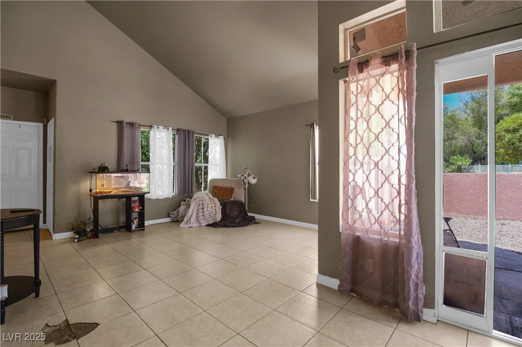 2500 Cortina, Henderson, NV 89074