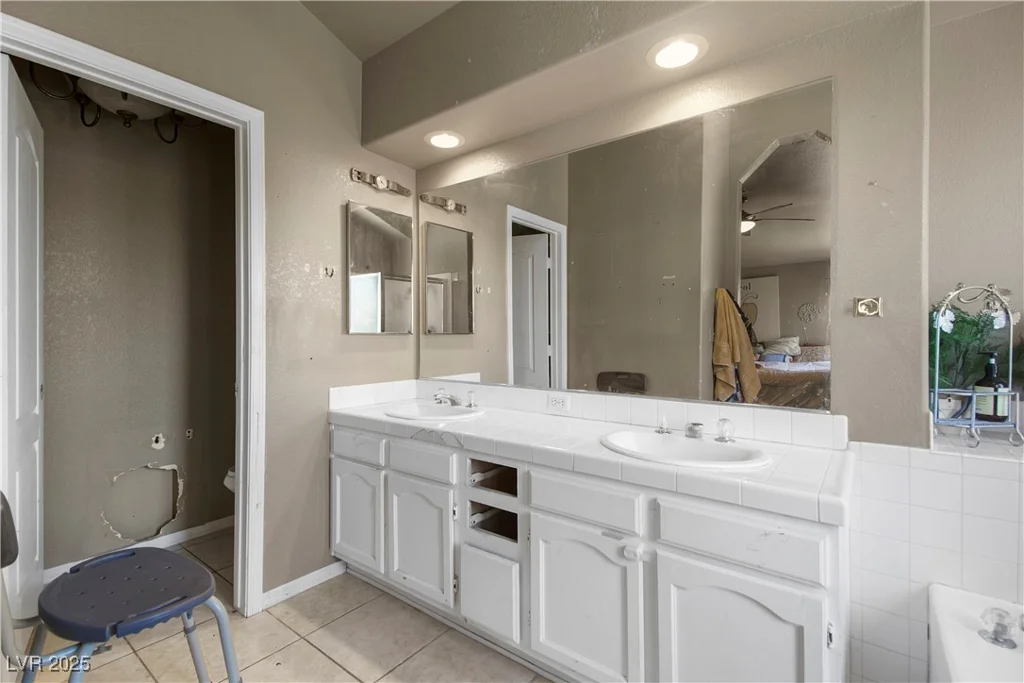 2500 Cortina, Henderson, NV 89074