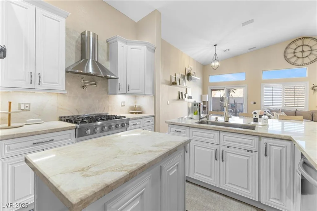 10638 La Spezia, Las Vegas, NV 89141