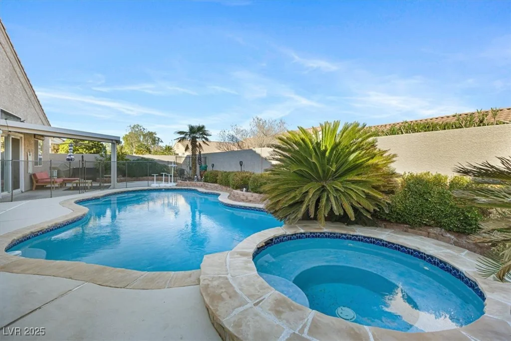 10638 La Spezia, Las Vegas, NV 89141