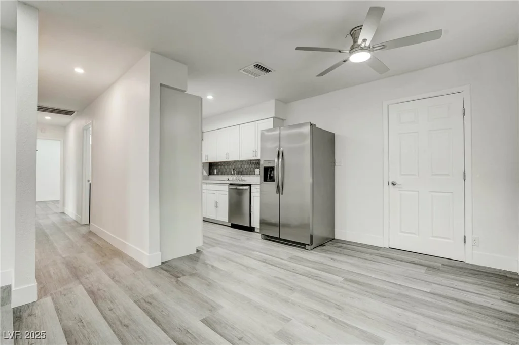 4432 Ash, Las Vegas, NV 89110