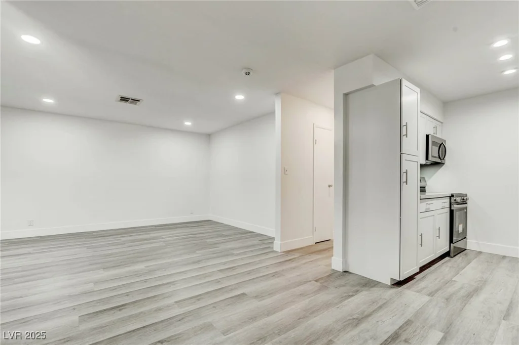 4432 Ash, Las Vegas, NV 89110