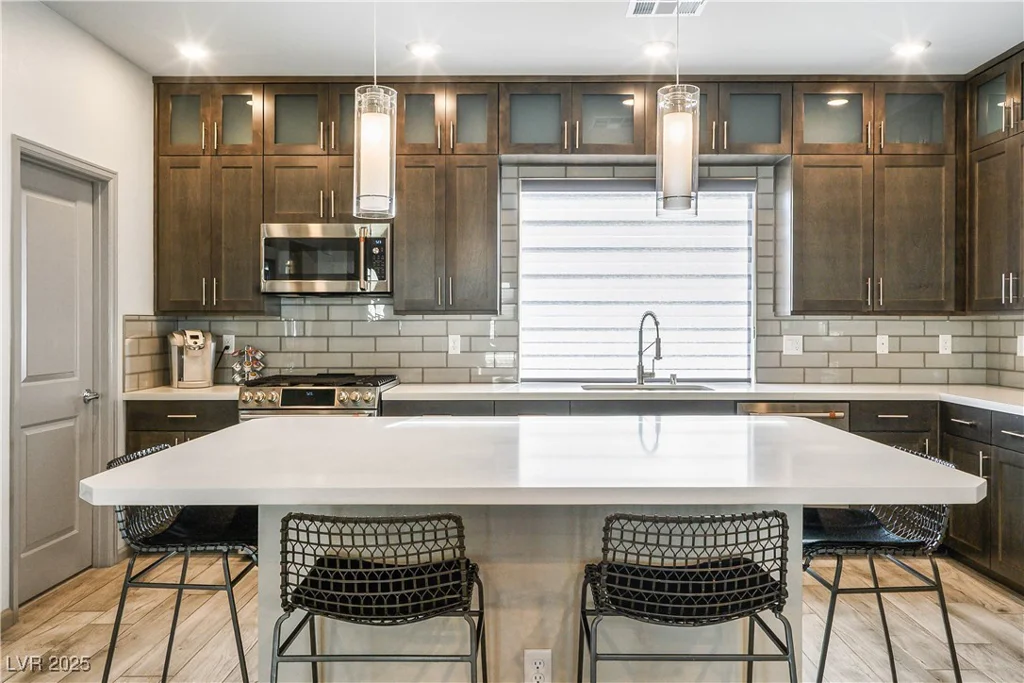 8175 Caldera Creek, Las Vegas, NV 89113