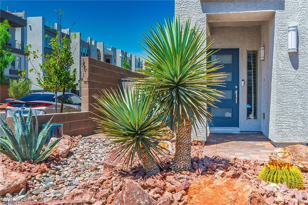 8175 Caldera Creek, Las Vegas, NV 89113
