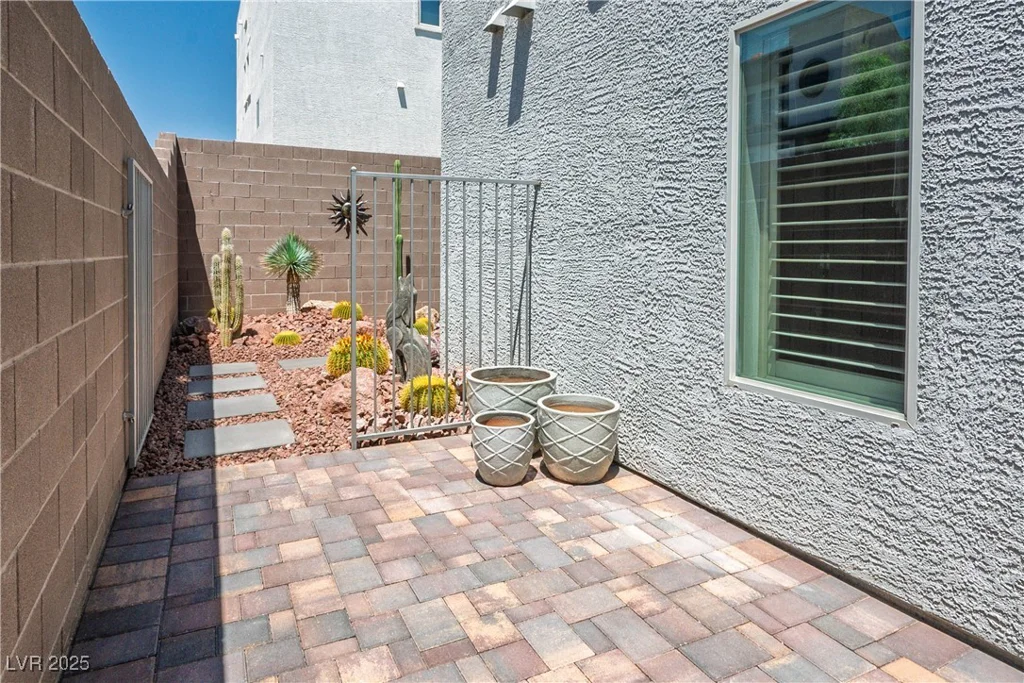 8175 Caldera Creek, Las Vegas, NV 89113