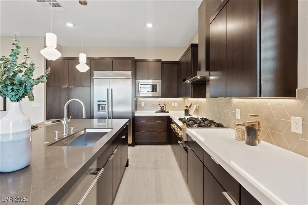 120 Los Cabos, Las Vegas, NV 89144