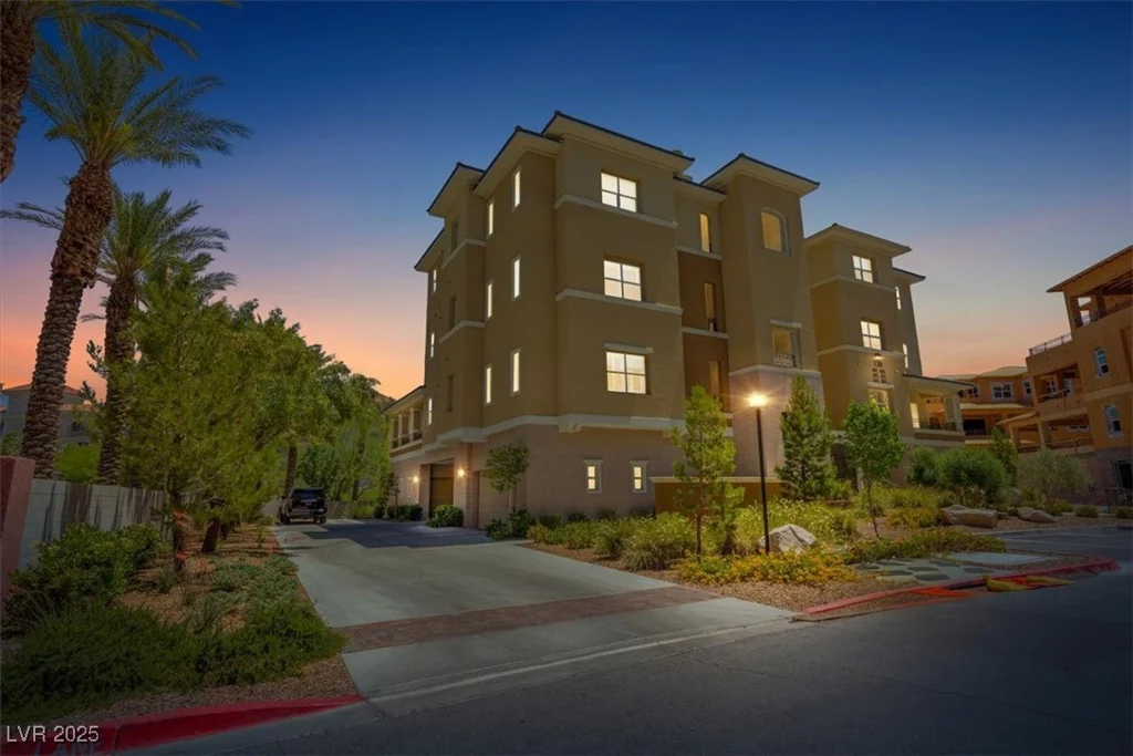 120 Los Cabos, Las Vegas, NV 89144
