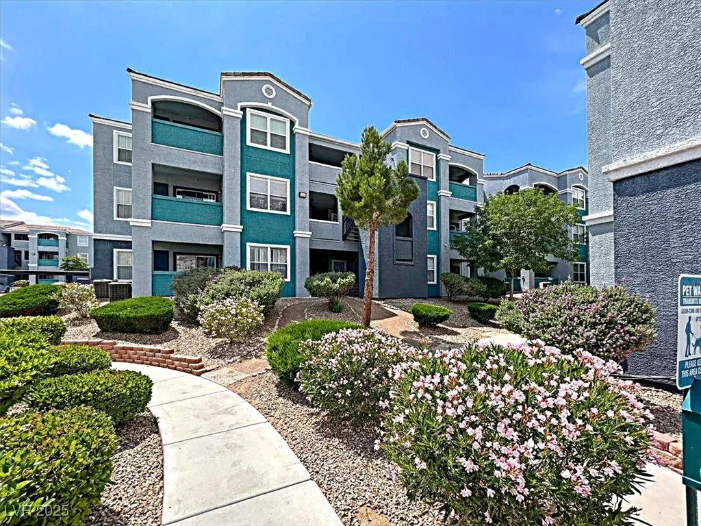 6955 Durango, Las Vegas, NV 89149