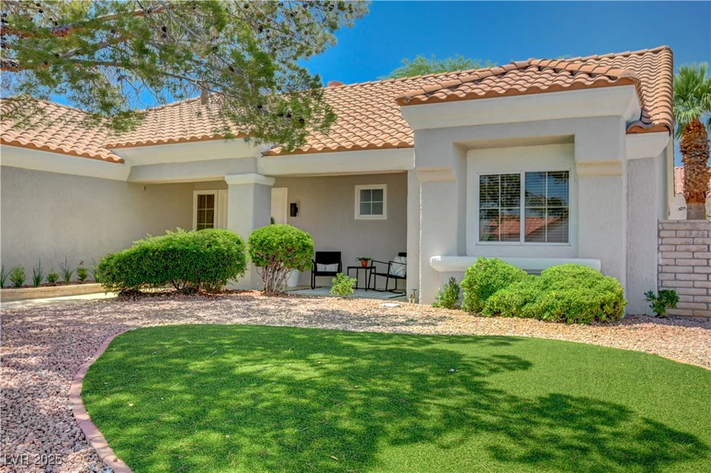 8813 Sundial, Las Vegas, NV 89134