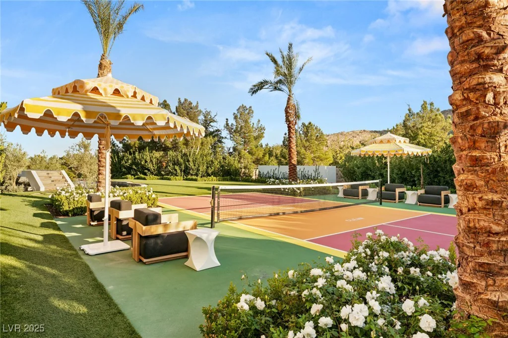 48 Augusta Canyon, Las Vegas, NV 89141