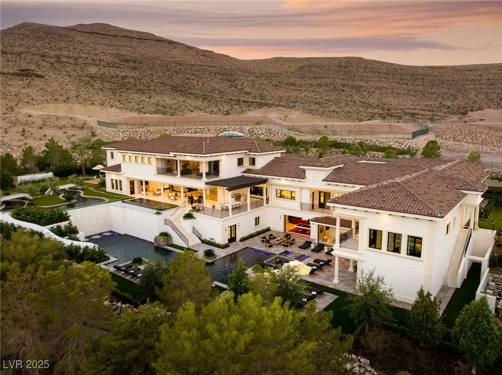 48 Augusta Canyon, Las Vegas, NV 89141