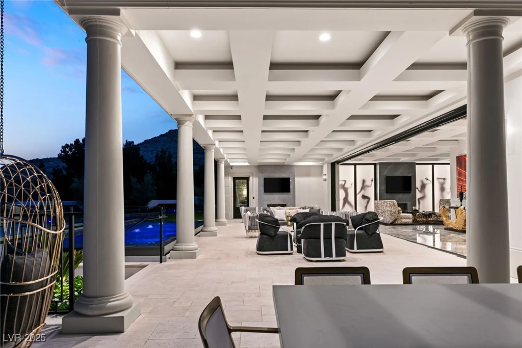 48 Augusta Canyon, Las Vegas, NV 89141