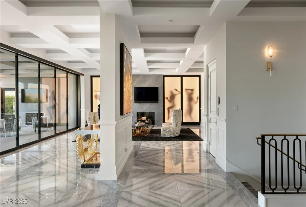 48 Augusta Canyon, Las Vegas, NV 89141