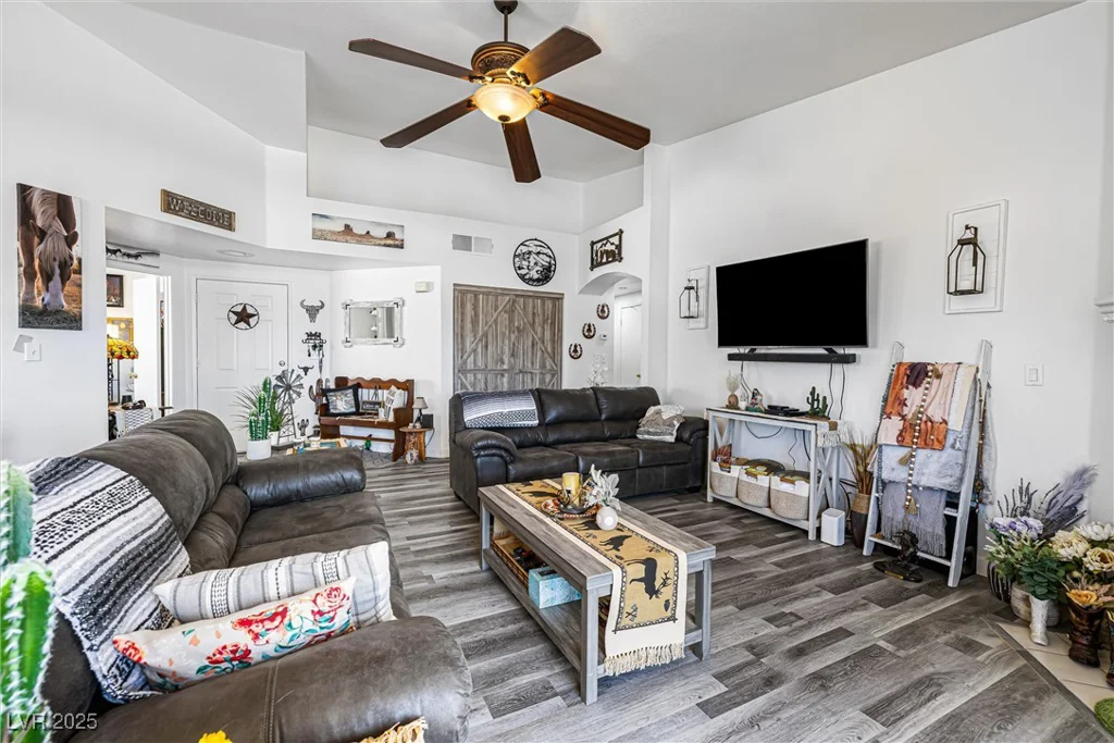 7241 Indian Creek, Las Vegas, NV 89149