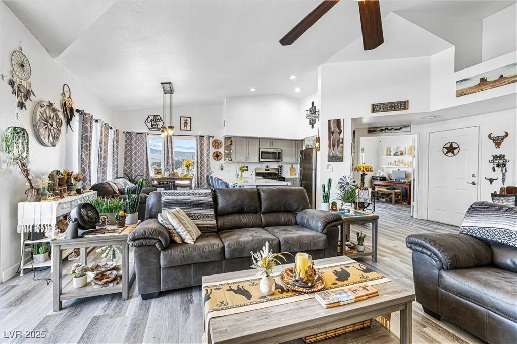 7241 Indian Creek, Las Vegas, NV 89149