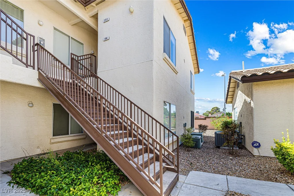 7241 Indian Creek, Las Vegas, NV 89149