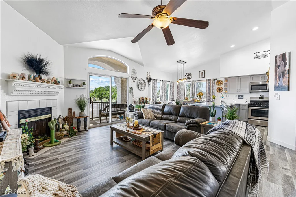 7241 Indian Creek, Las Vegas, NV 89149