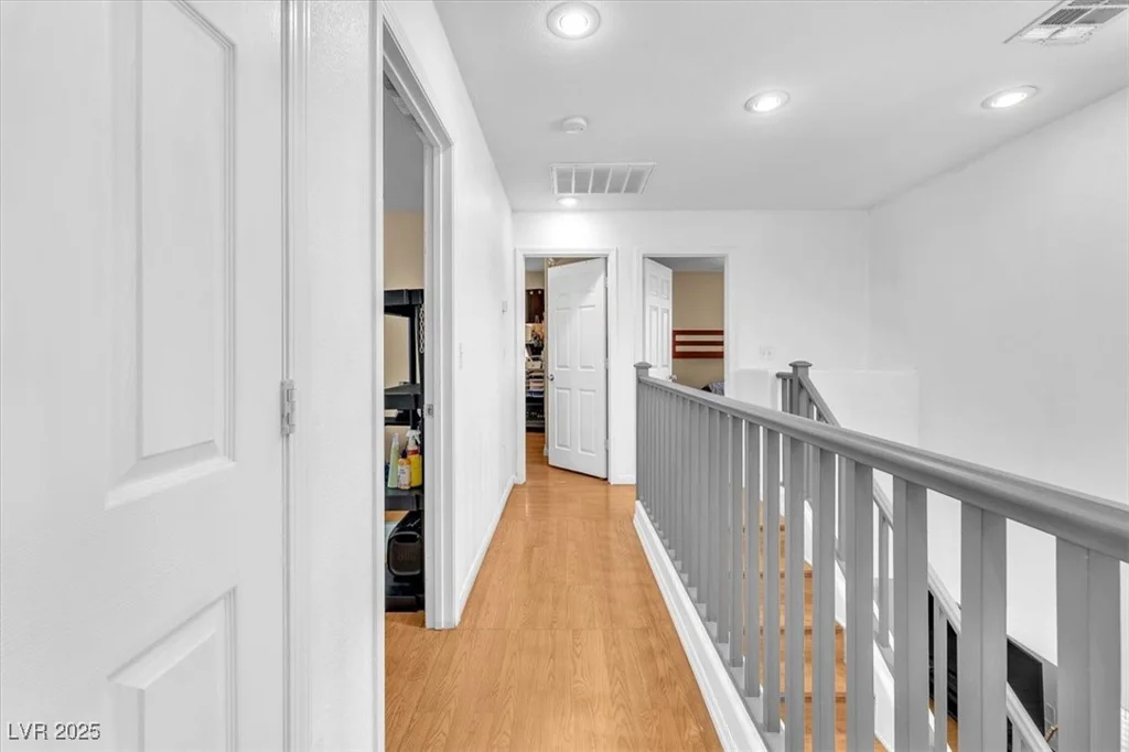 6068 Conroe, Las Vegas, NV 89118