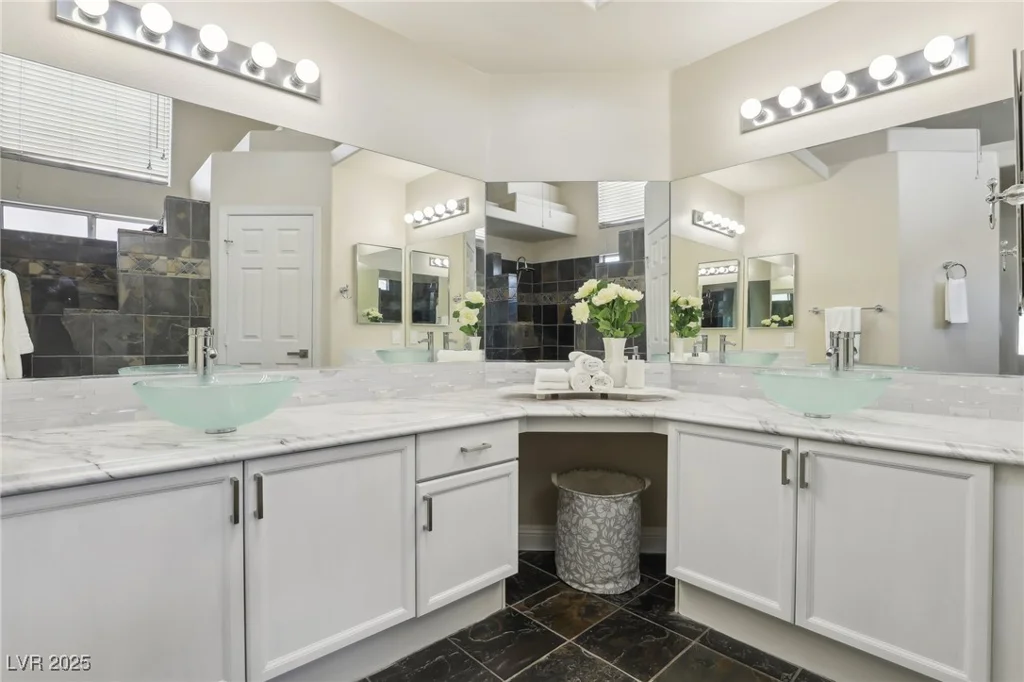 4753 Carefree, Las Vegas, NV 89122