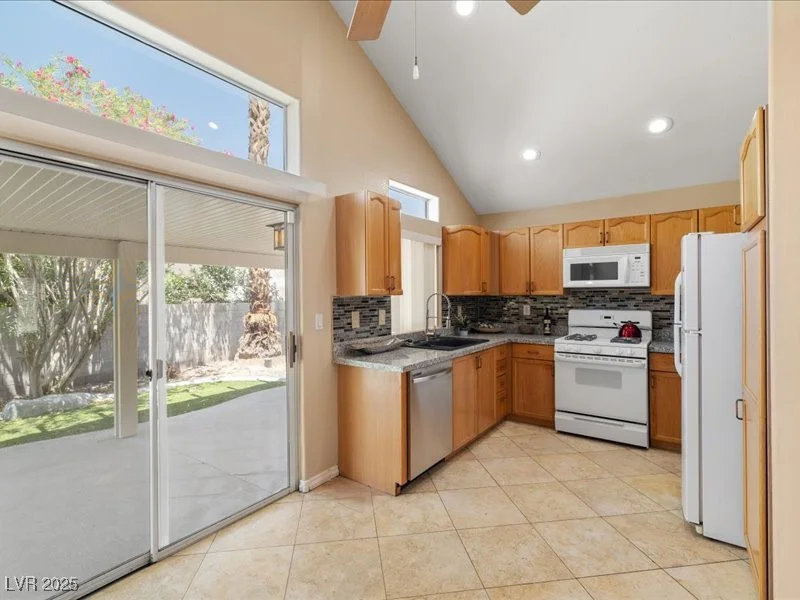 7924 McDowell, Las Vegas, NV 89129