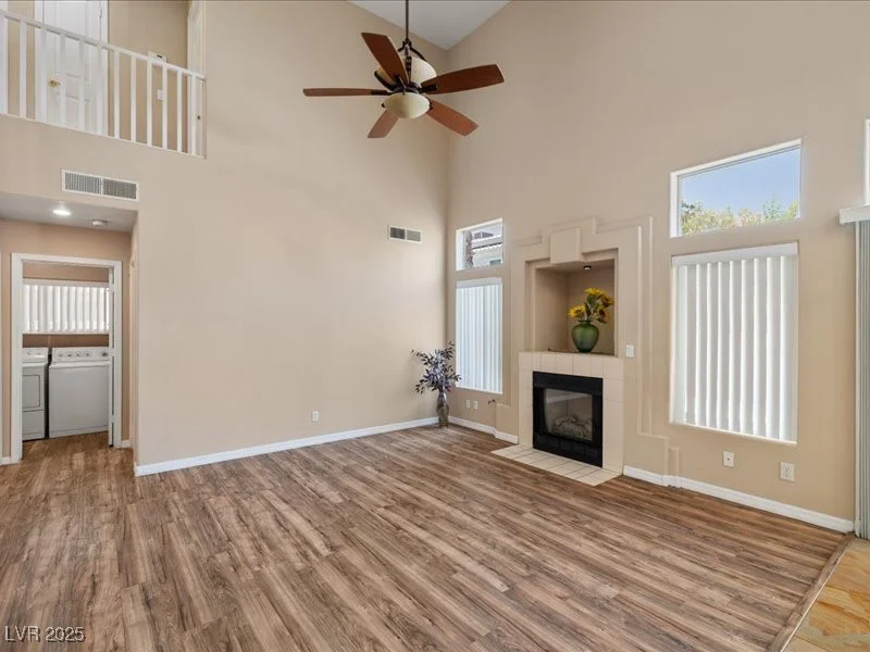 7924 McDowell, Las Vegas, NV 89129
