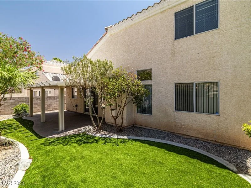 7924 McDowell, Las Vegas, NV 89129