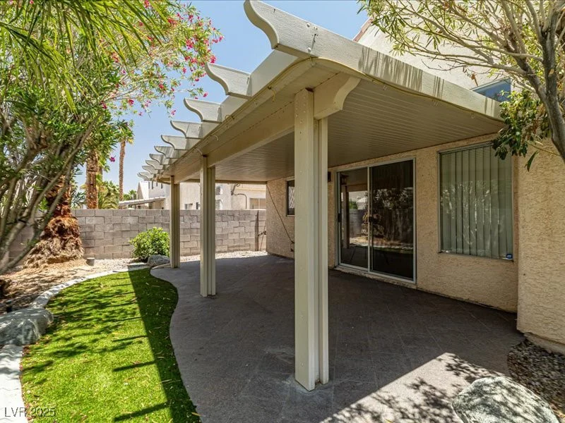 7924 McDowell, Las Vegas, NV 89129